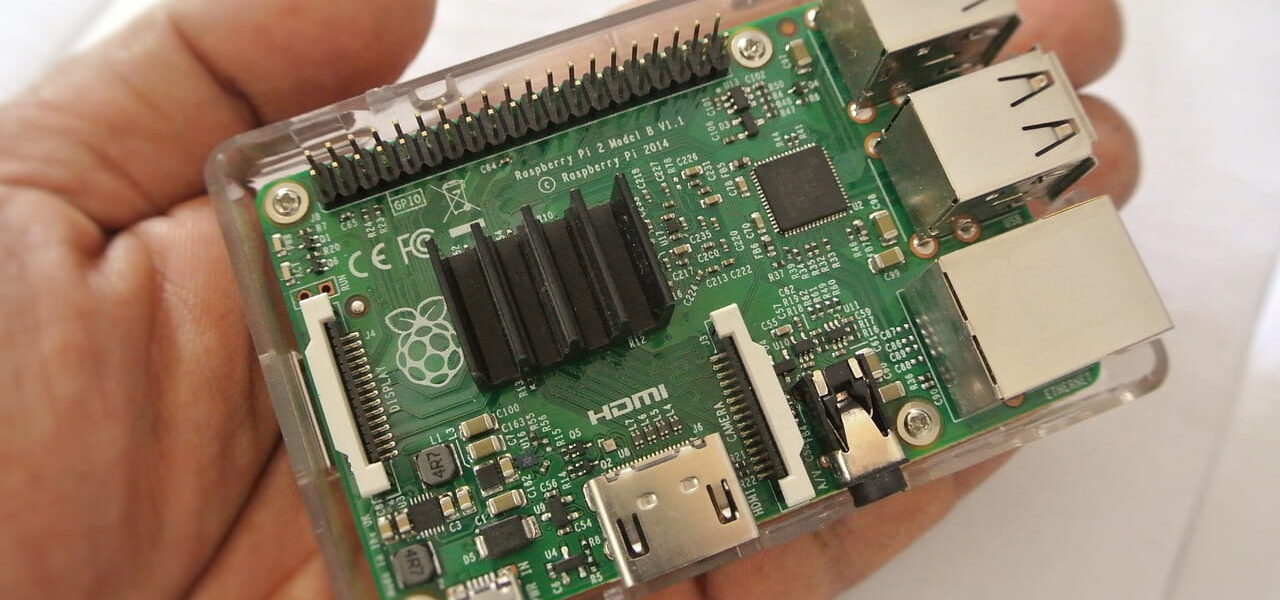 Mikrocontroller Raspberry PI Model 2