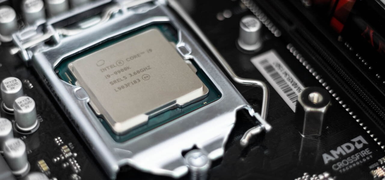 Intel Core i9 Prozessor auf Mainboard